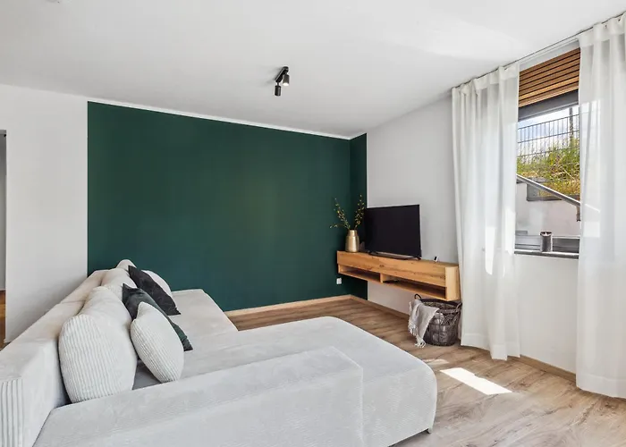 Moritz Mit Kleiner Terrasse Und Stellplatz *