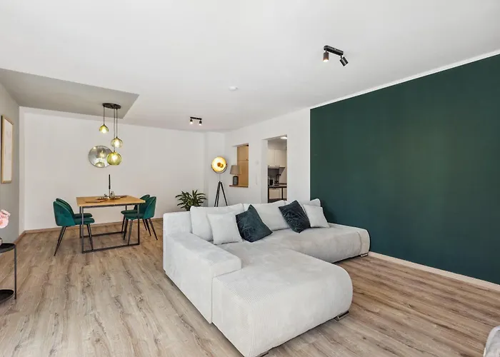 아파트 Moritz Mit Kleiner Terrasse Und Stellplatz 코부르크