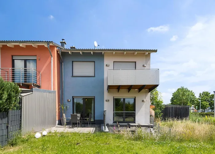 Moritz Mit Kleiner Terrasse Und Stellplatz * 코부르크